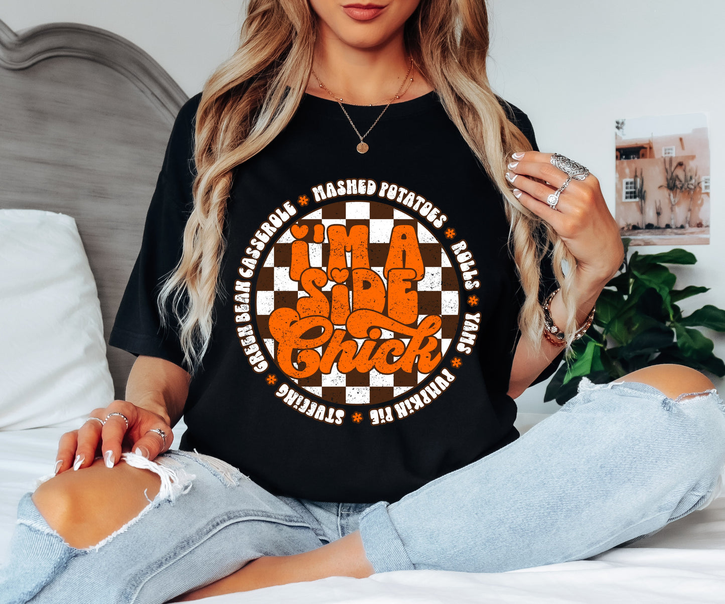 I’m a Side Chick Thanksgiving Shirt | Funny Holiday Dinner Tee | Retro Fall Graphic T-Shirt for Women | Fall Season Shirts | Unisex | Comfort Colors